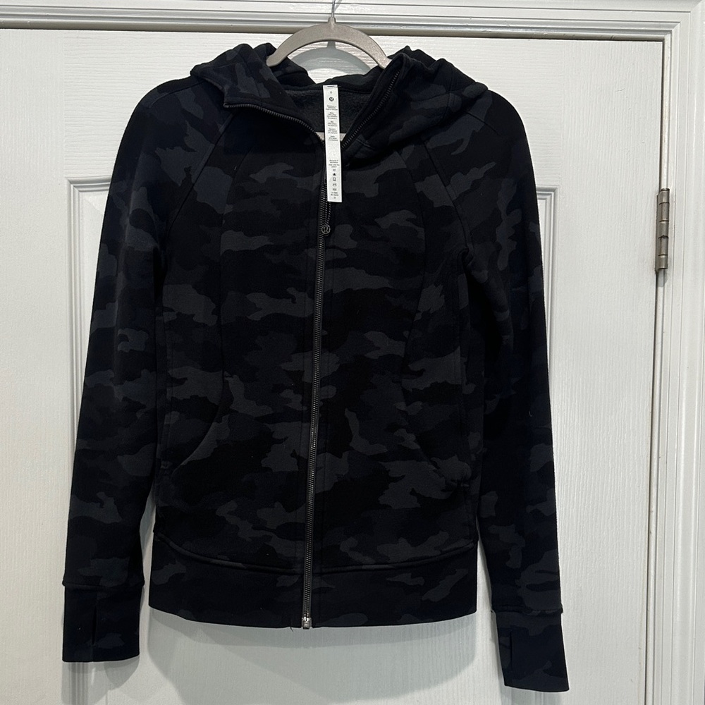 Lululemon scuba hoodie size 6 heritage 365 camo deep coral multi